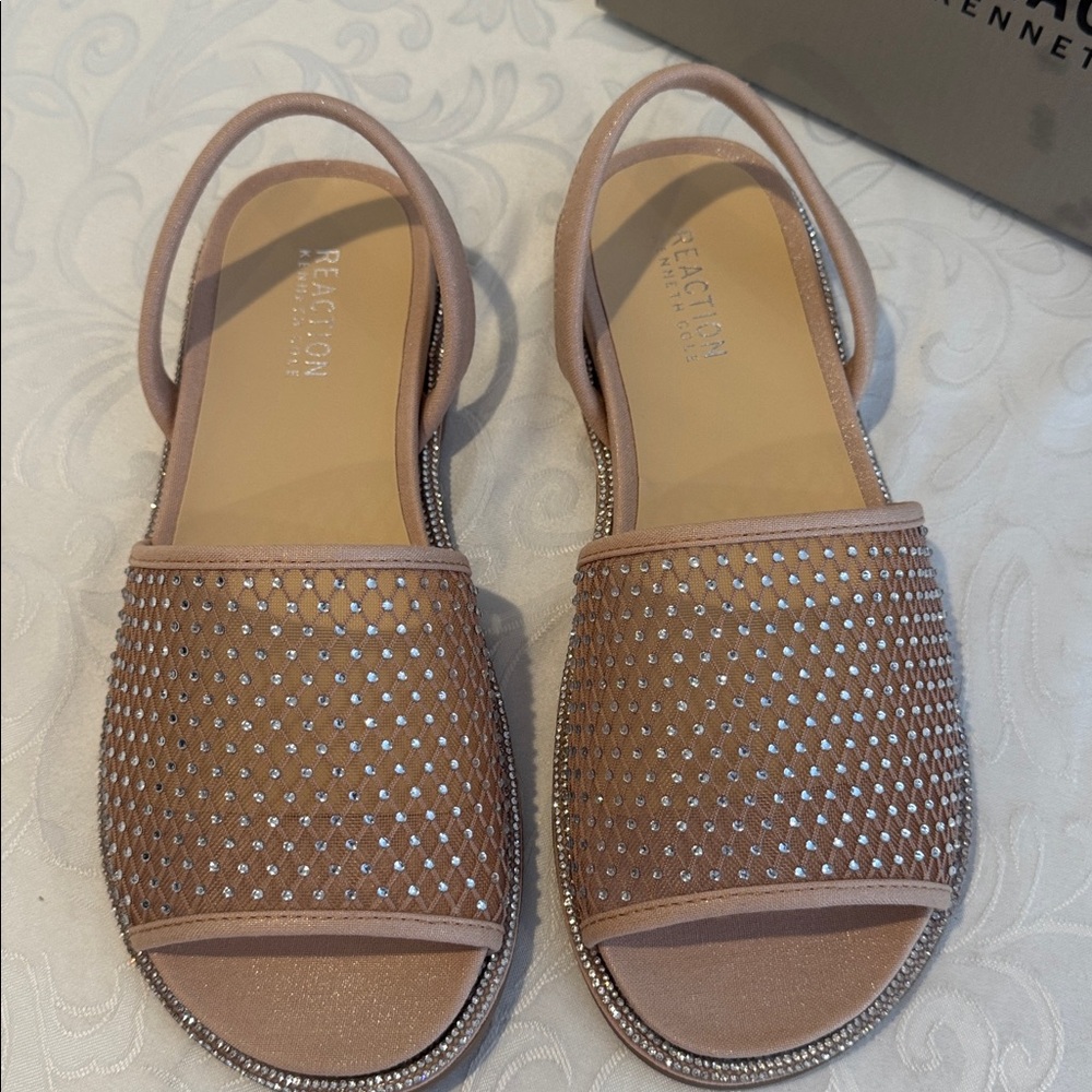 Reaction Kenneth Cole Saavi Rhinestone Mesh Sandal. Ladies 8.5 - Picture 8 of 15